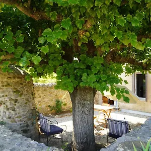  Séjour chez l'habitant La Maison Des Secrets France